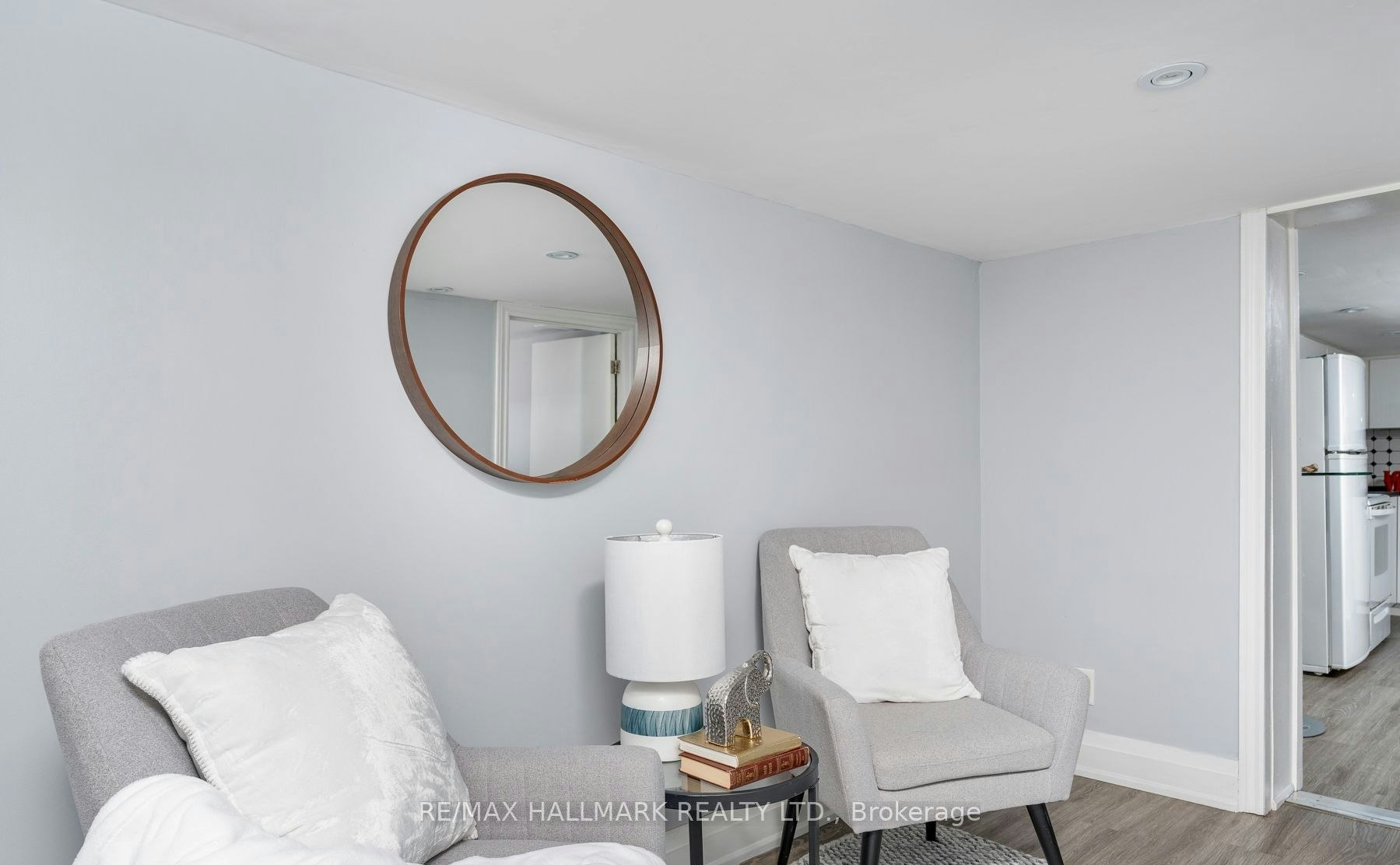 Bsmt-46 Miranda Avenue, Toronto, ON, M6E 4G4 - 9