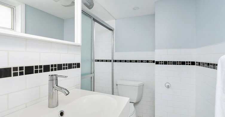 Bsmt-46 Miranda Avenue, Toronto, ON, M6E 4G4 - 2
