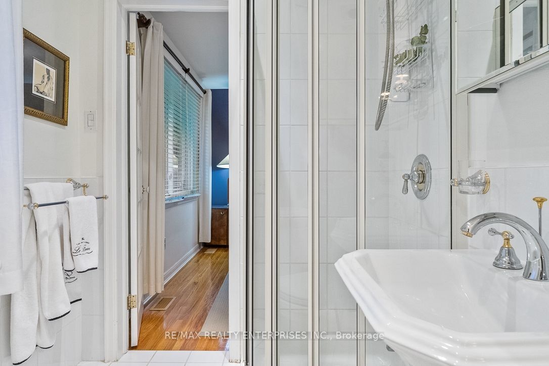1373 Queen Victoria Avenue, Mississauga, ON, L5H 3H2 - 23
