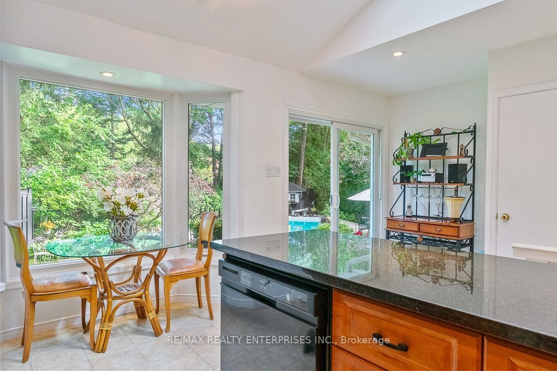 1373 Queen Victoria Avenue, Mississauga, ON, L5H 3H2 - 19