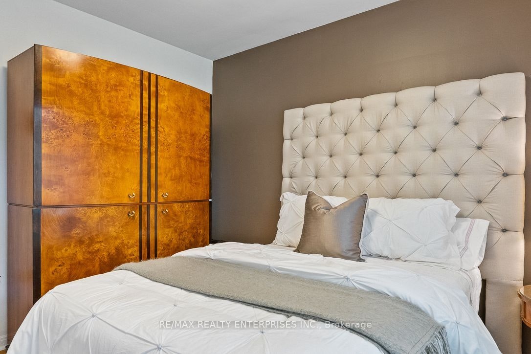1373 Queen Victoria Avenue, Mississauga, ON, L5H 3H2 - 28