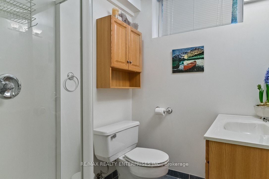 1373 Queen Victoria Avenue, Mississauga, ON, L5H 3H2 - 43