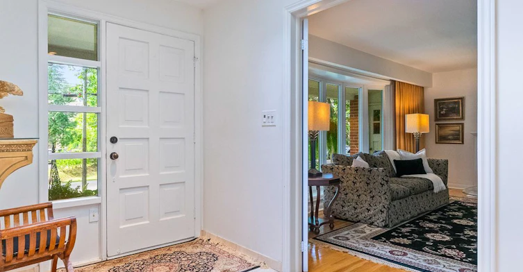 1373 Queen Victoria Avenue, Mississauga, ON, L5H 3H2 - 5