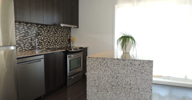 214-5005 Harvard Road, Mississauga, ON, L5M 0W5 - 8