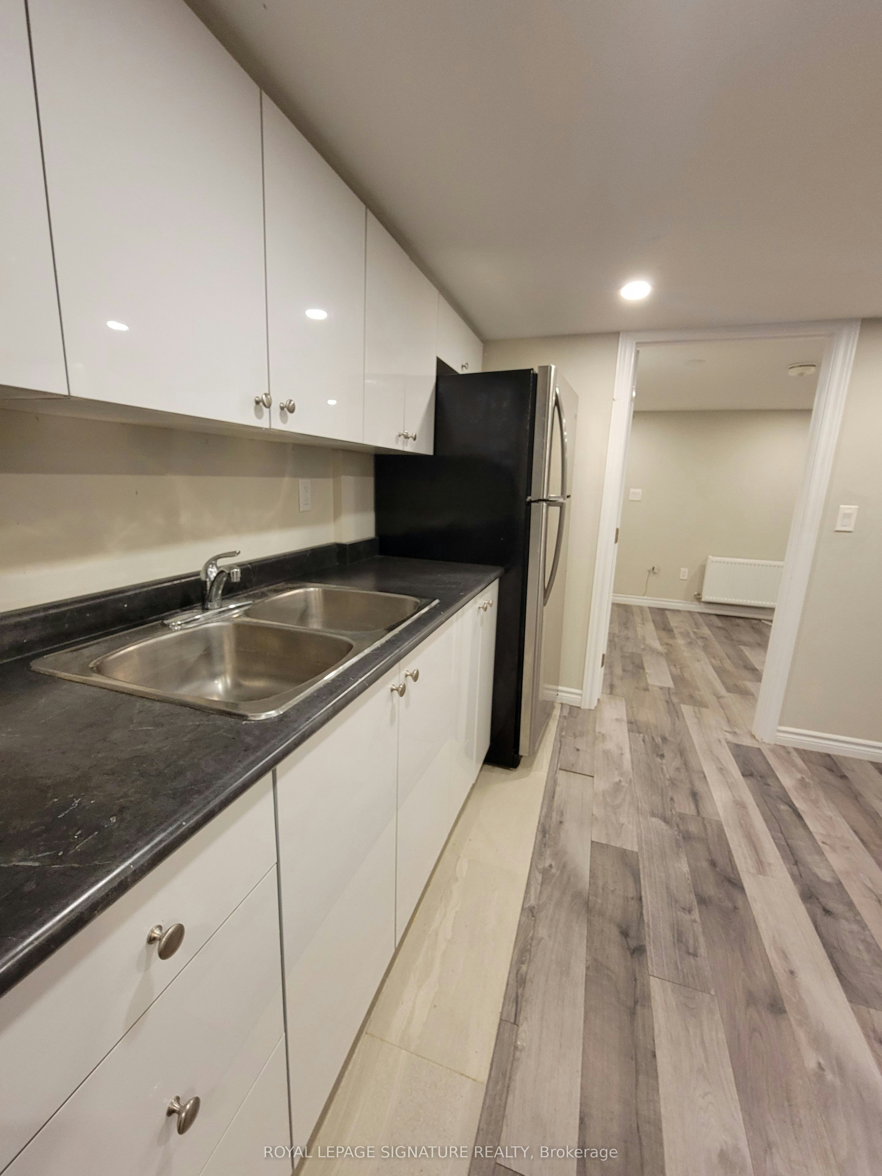L4-498 Horner Avenue, Toronto, ON, M8W 2B8 - 13