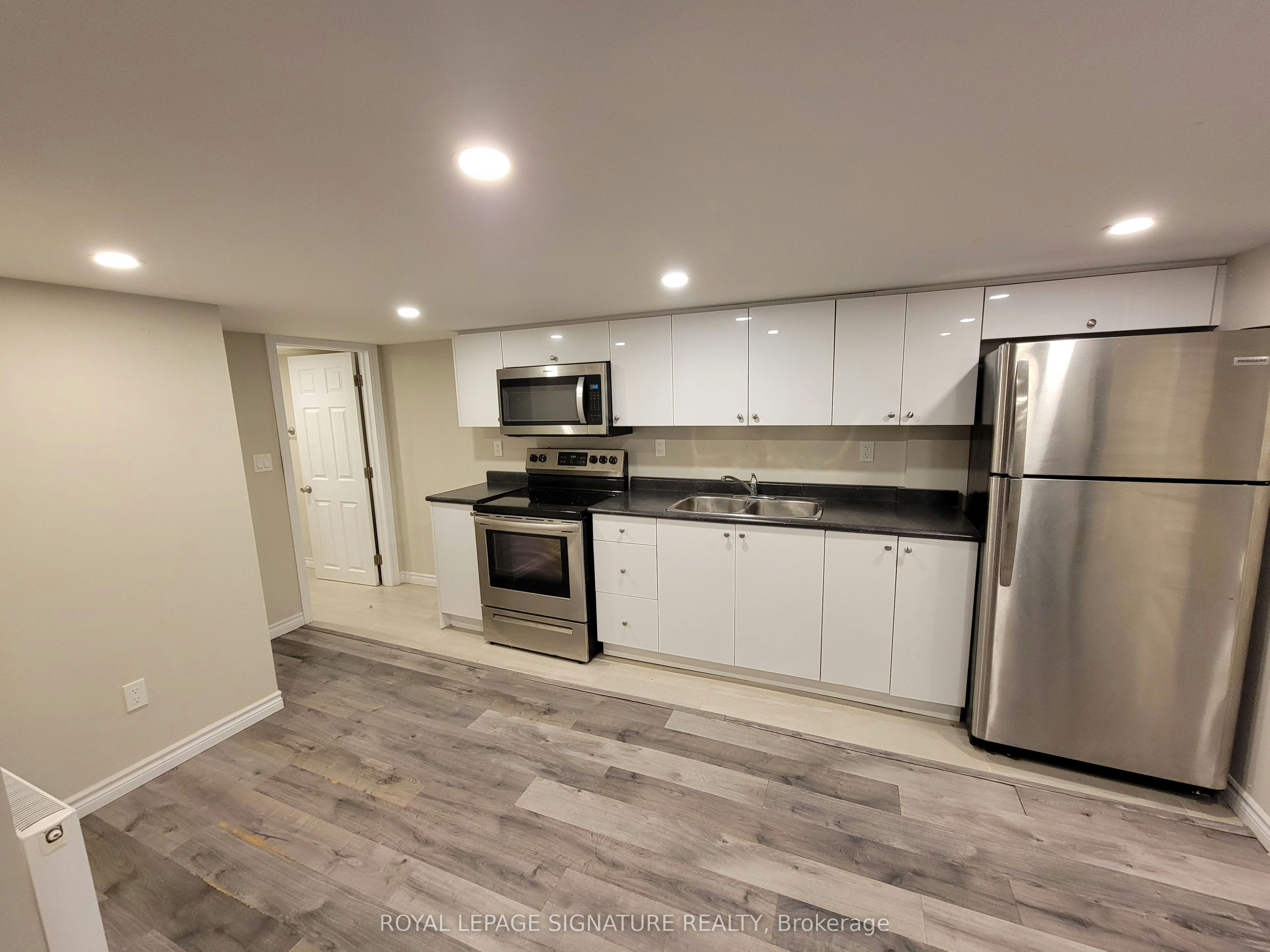 L4-498 Horner Avenue, Toronto, ON, M8W 2B8 - 6