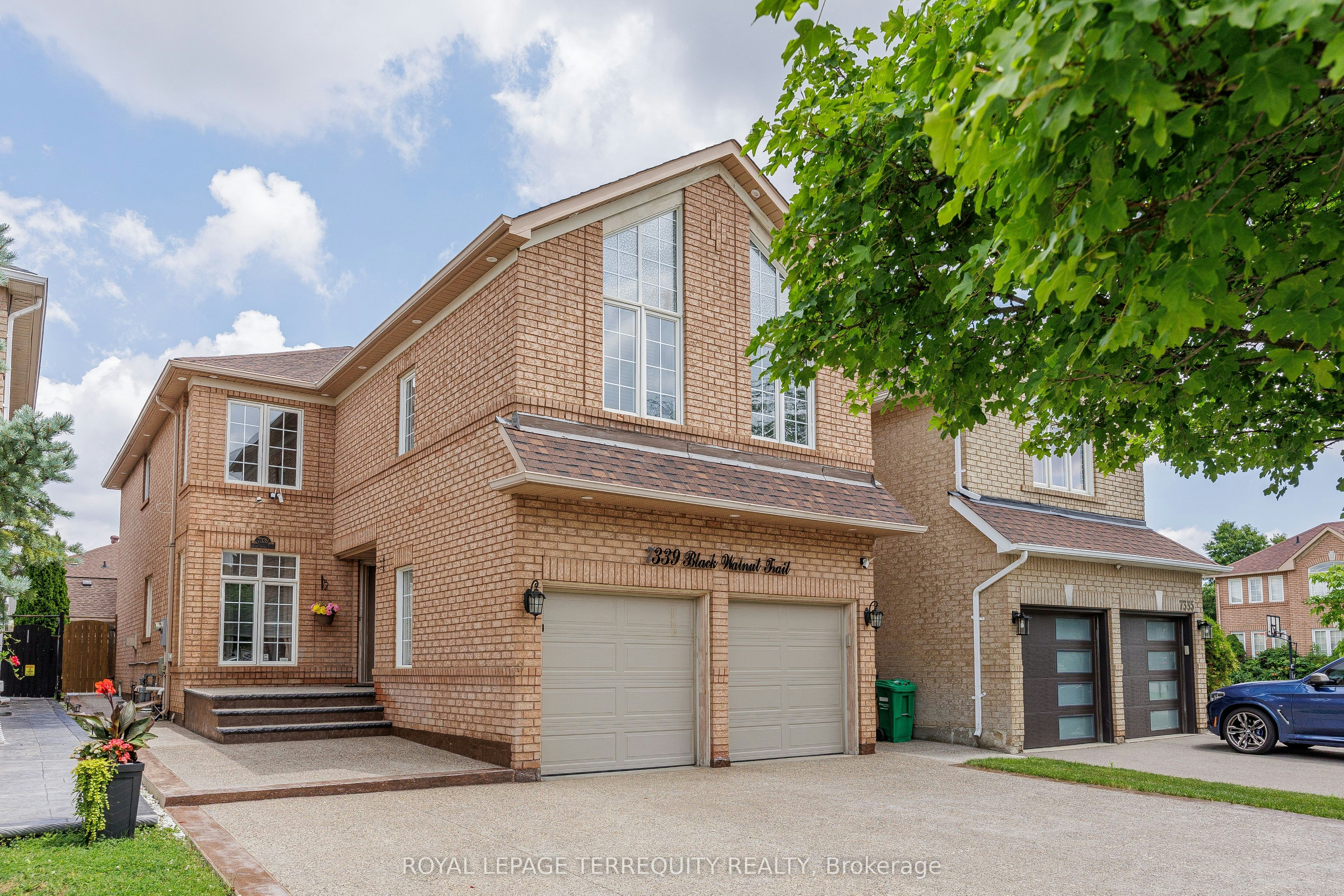 7339 Black Walnut Trail, Mississauga, ON, L5N 7M3