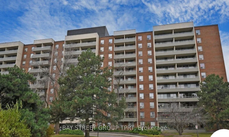 208-9 Four Winds Drive