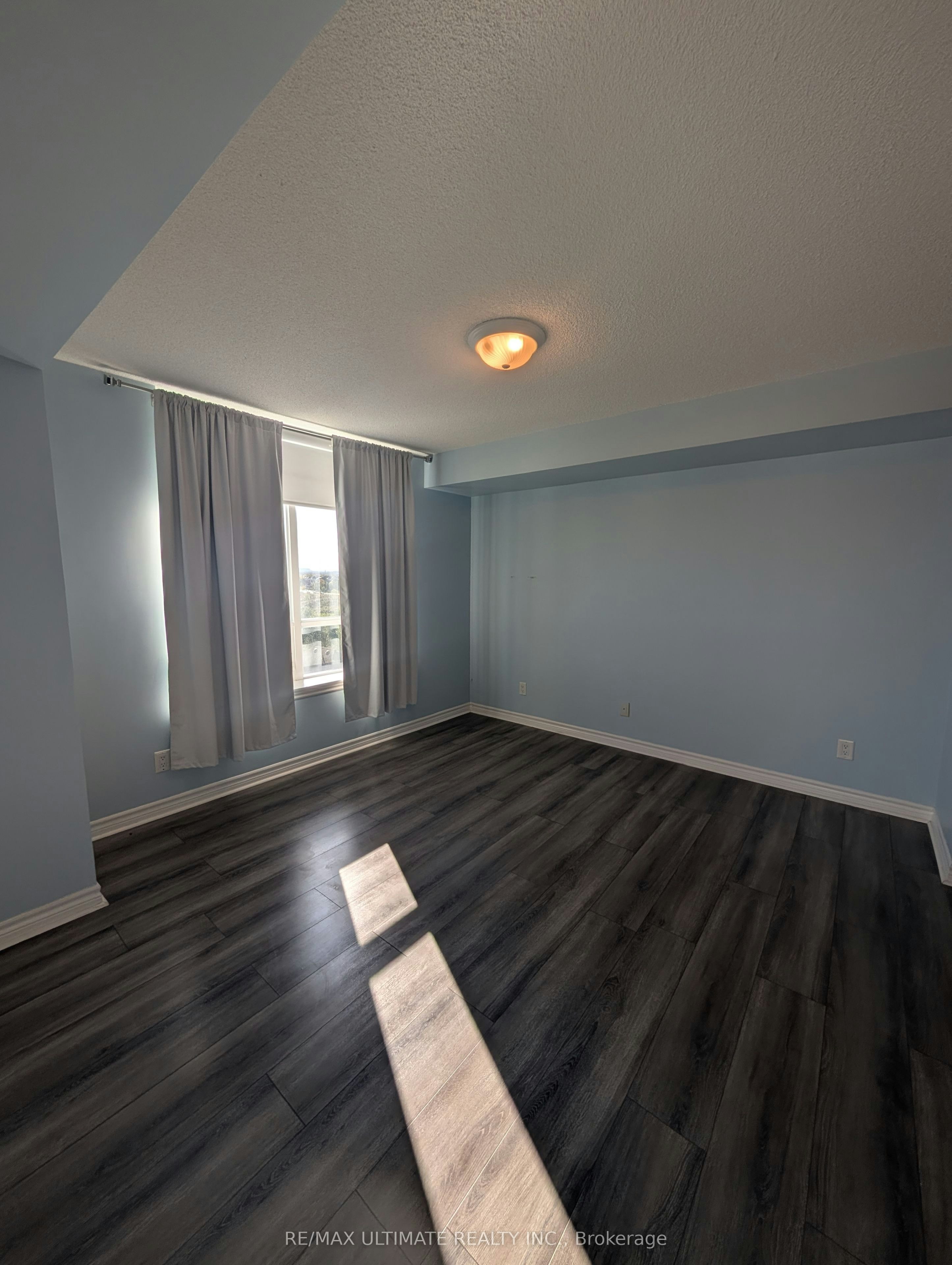709-2379 Central Park Drive, Oakville, ON, L6H 0E3 - 10