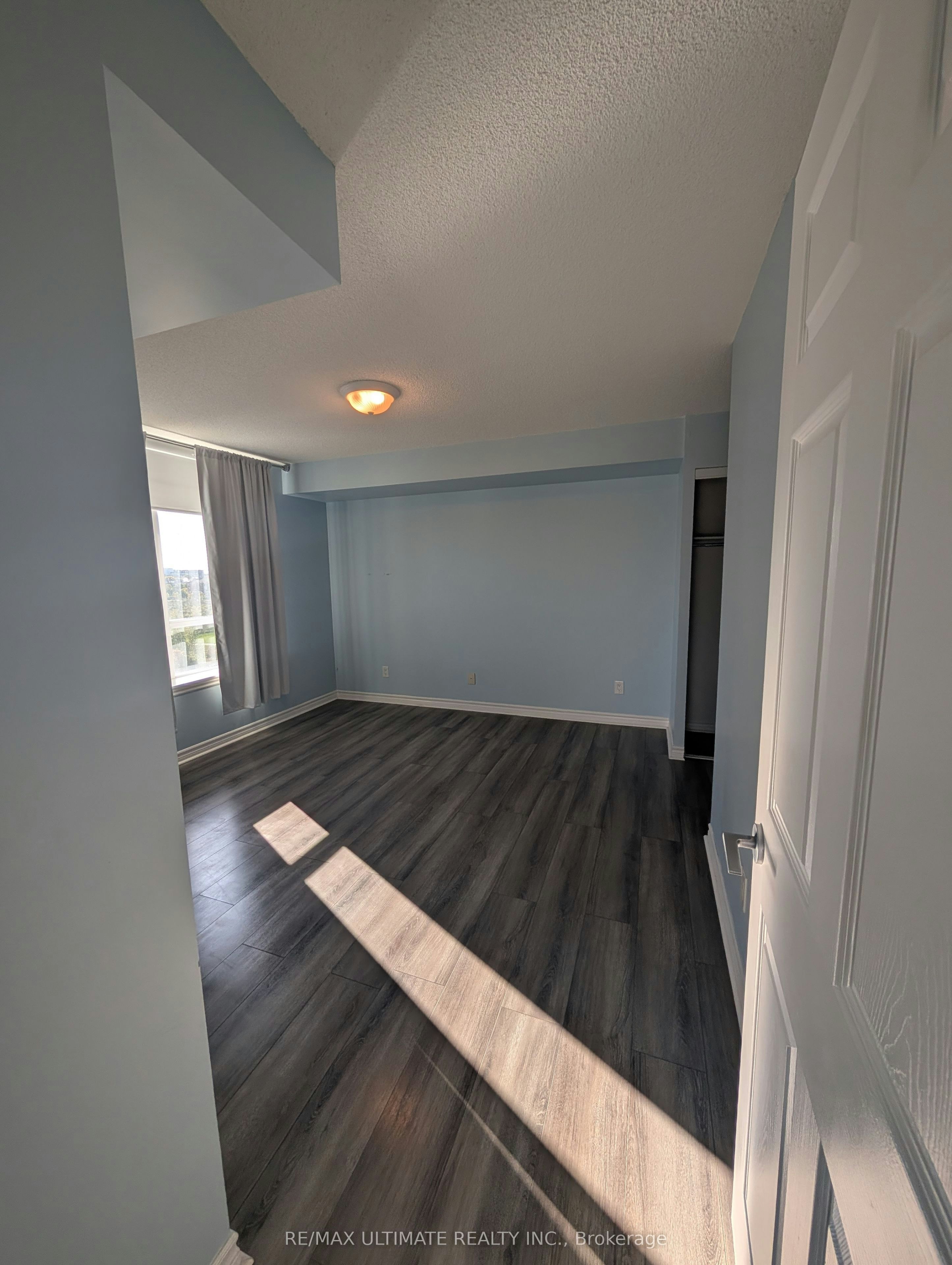 709-2379 Central Park Drive, Oakville, ON, L6H 0E3 - 9