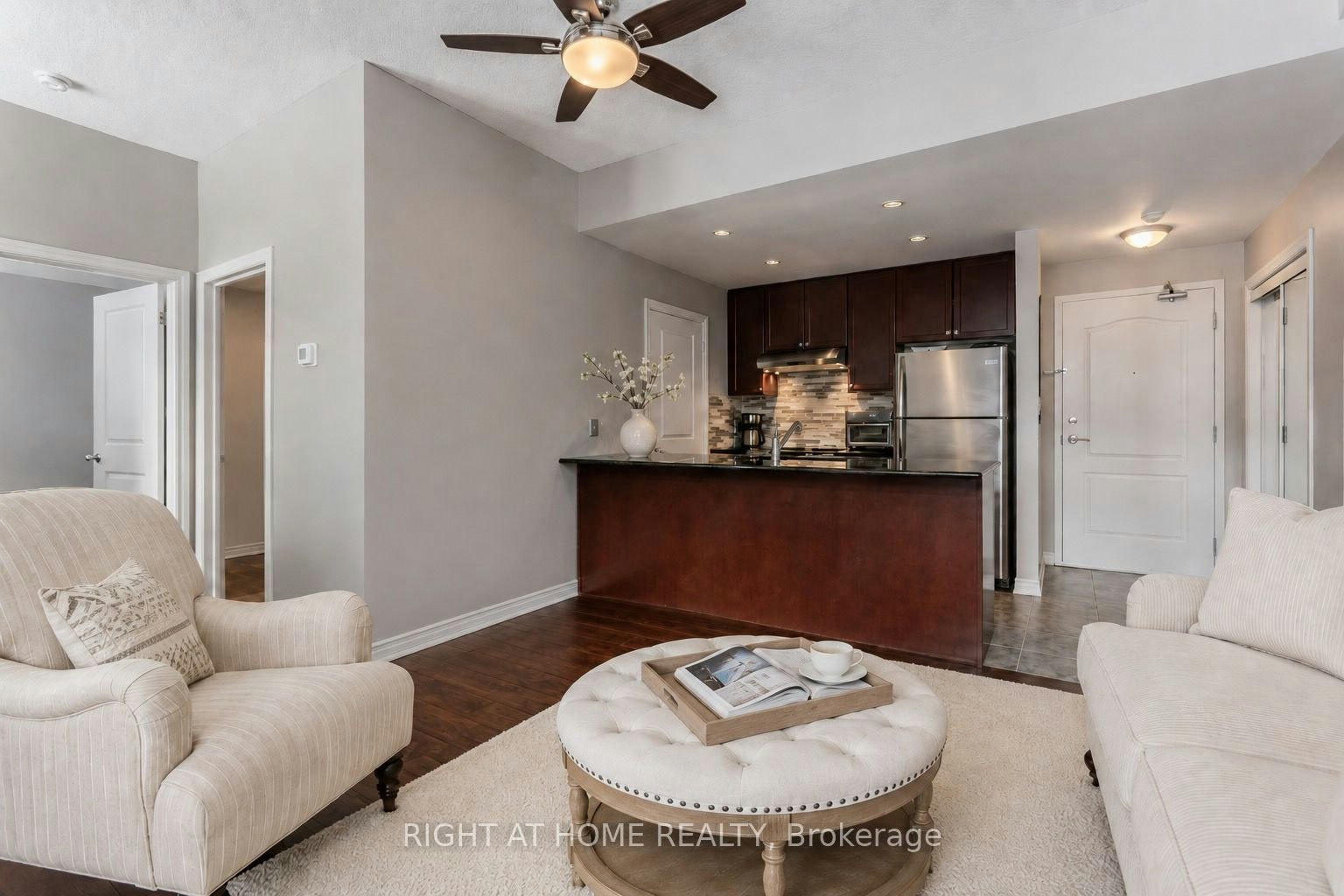 205-5327 Upper Middle Road, Burlington, ON, L7L 0E9 - 3