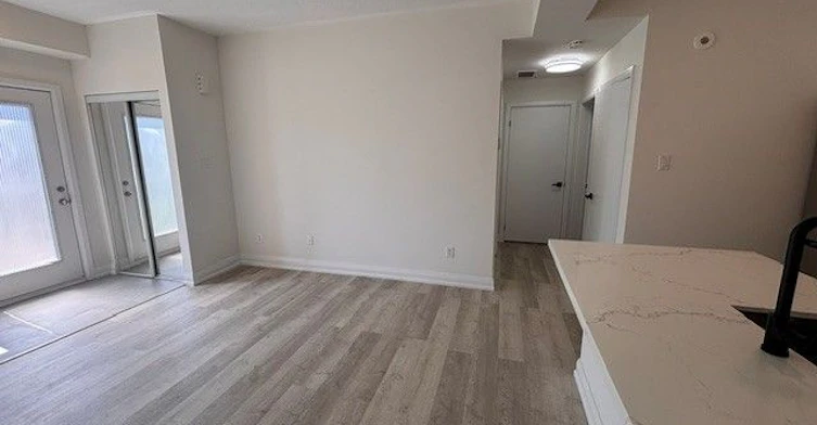 106-5035 Oscar Peterson Boulevard, Mississauga, ON, L5M 0P4 - 8