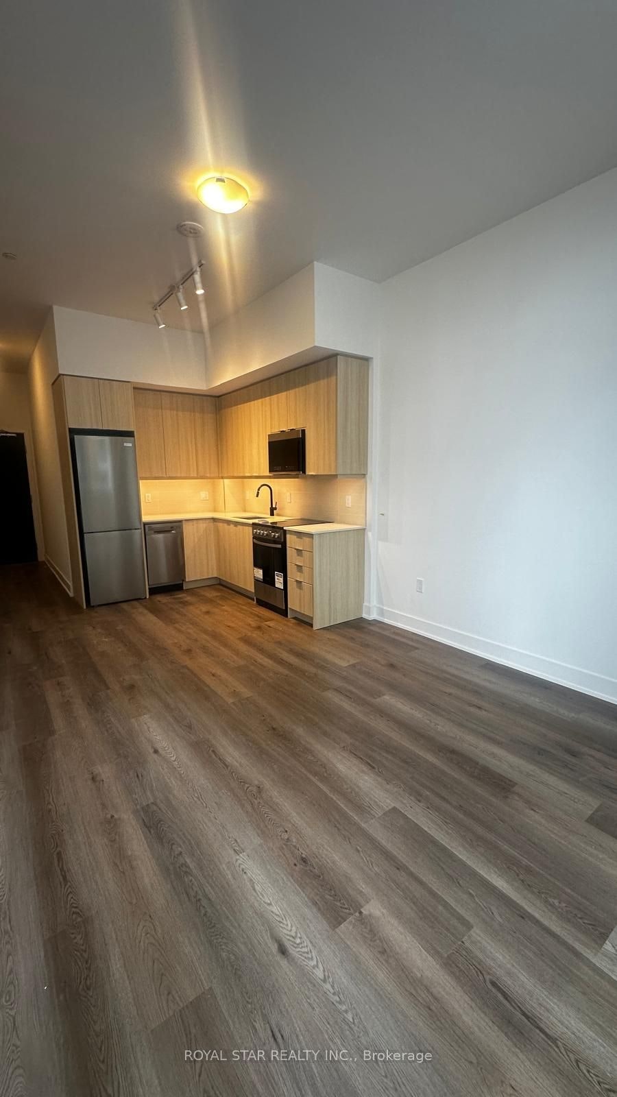 308A-115 Nipissing Road, Milton, ON, L9T 1R3 - 4