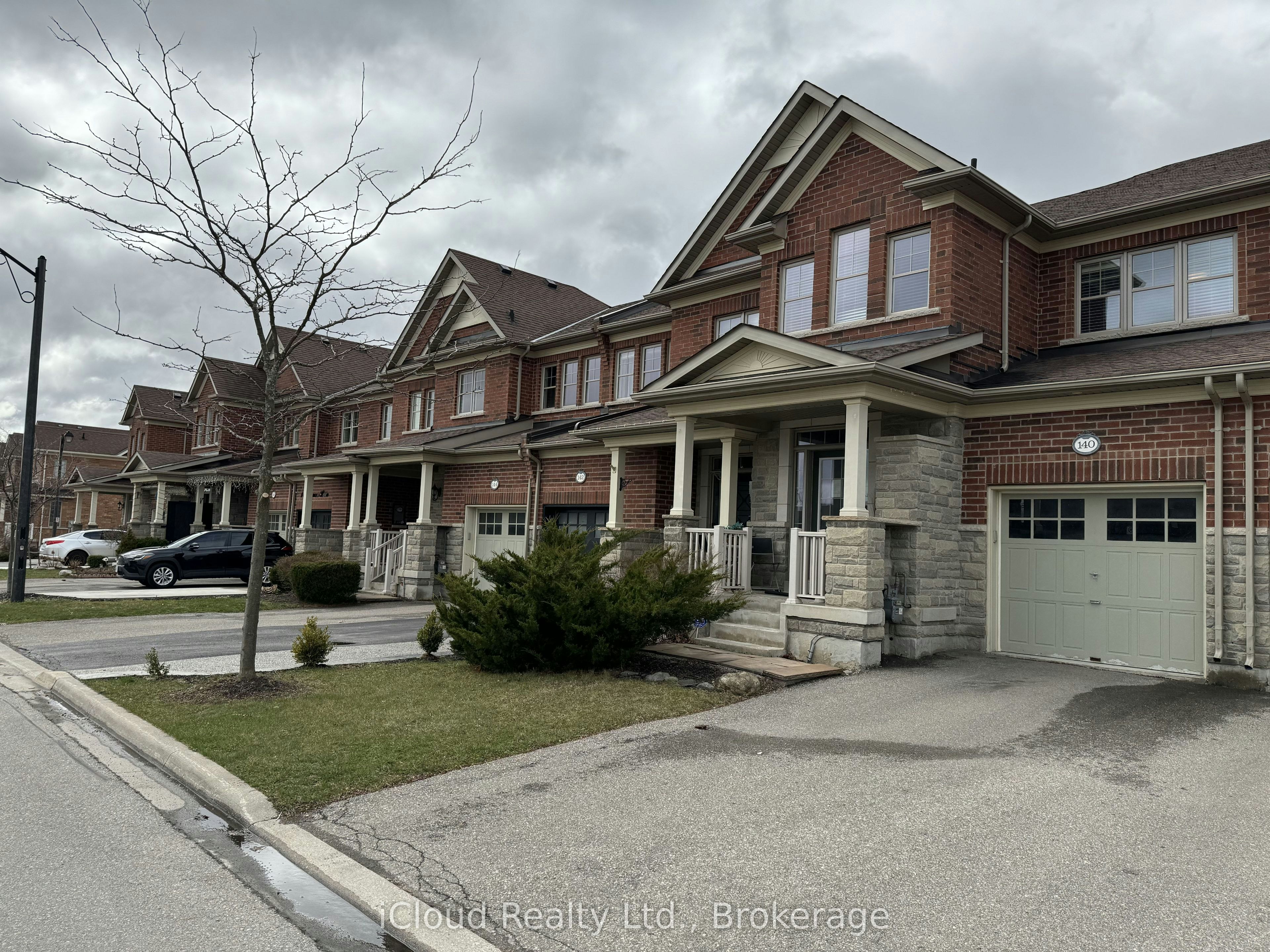140 Duncan Lane, Milton, ON, L9T 3X3 - 2