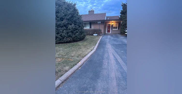 Main-17 Sora Drive, Mississauga, ON, L5M 1B3 - 2