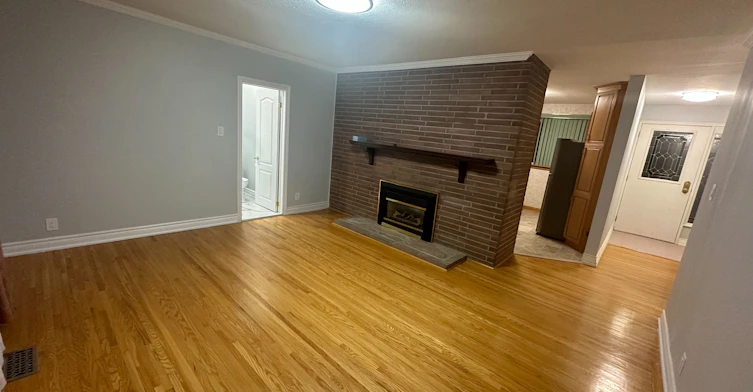 Main-17 Sora Drive, Mississauga, ON, L5M 1B3 - 17
