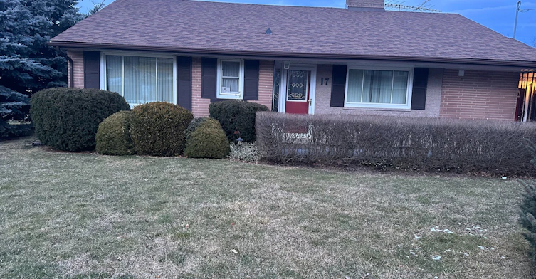 Main-17 Sora Drive, Mississauga, ON, L5M 1B3