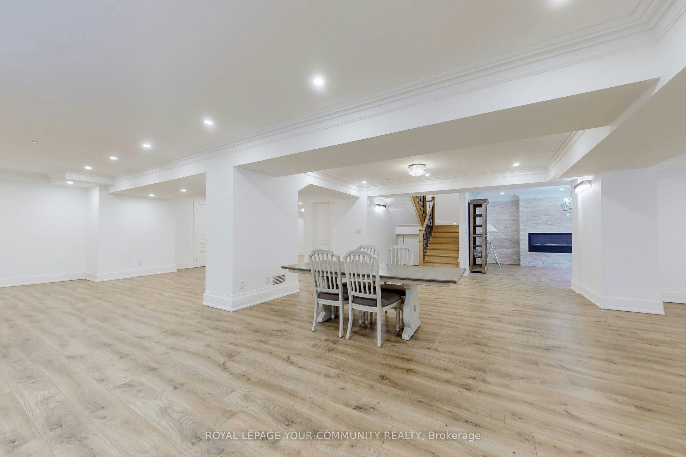 1427 Lakeshore Road W, Oakville, ON, L6L 1G4 - 28