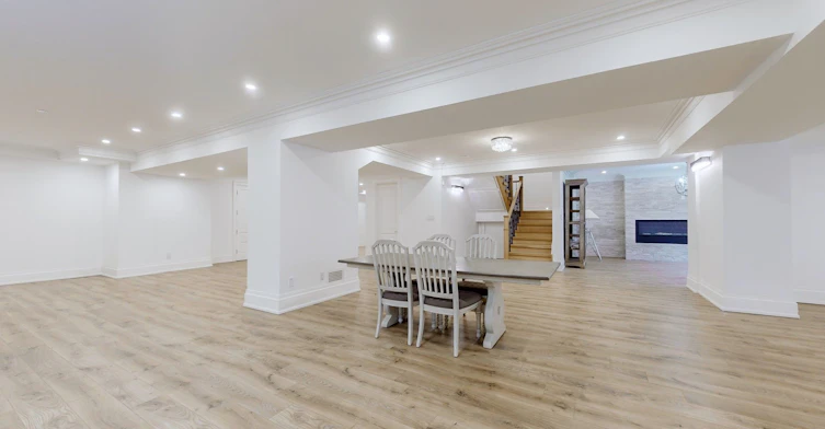 1427 Lakeshore Road W, Oakville, ON, L6L 1G4 - 28