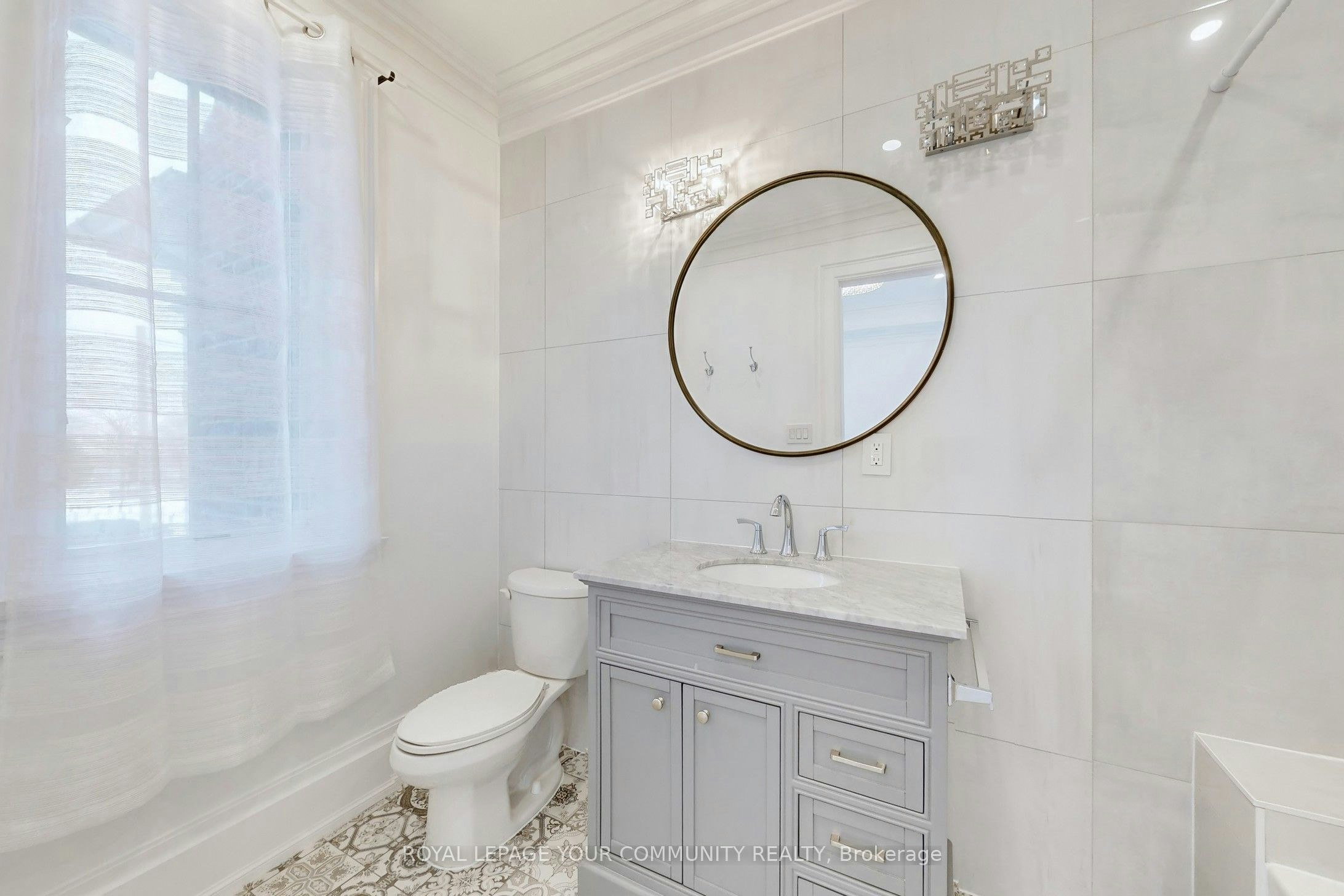 1427 Lakeshore Road W, Oakville, ON, L6L 1G4 - 26