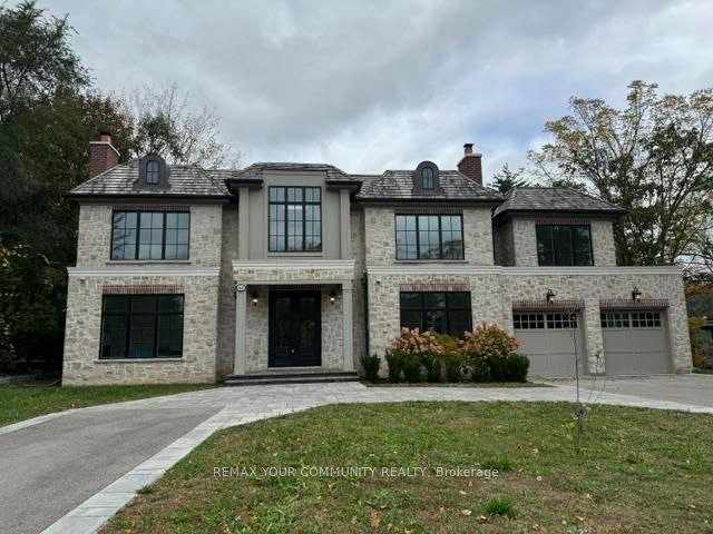 1427 Lakeshore Road W, Oakville, ON, L6L 1G4