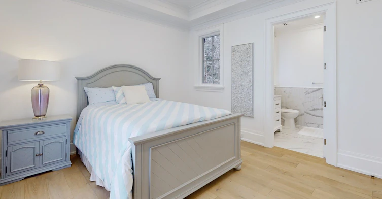 1427 Lakeshore Road W, Oakville, ON, L6L 1G4 - 22