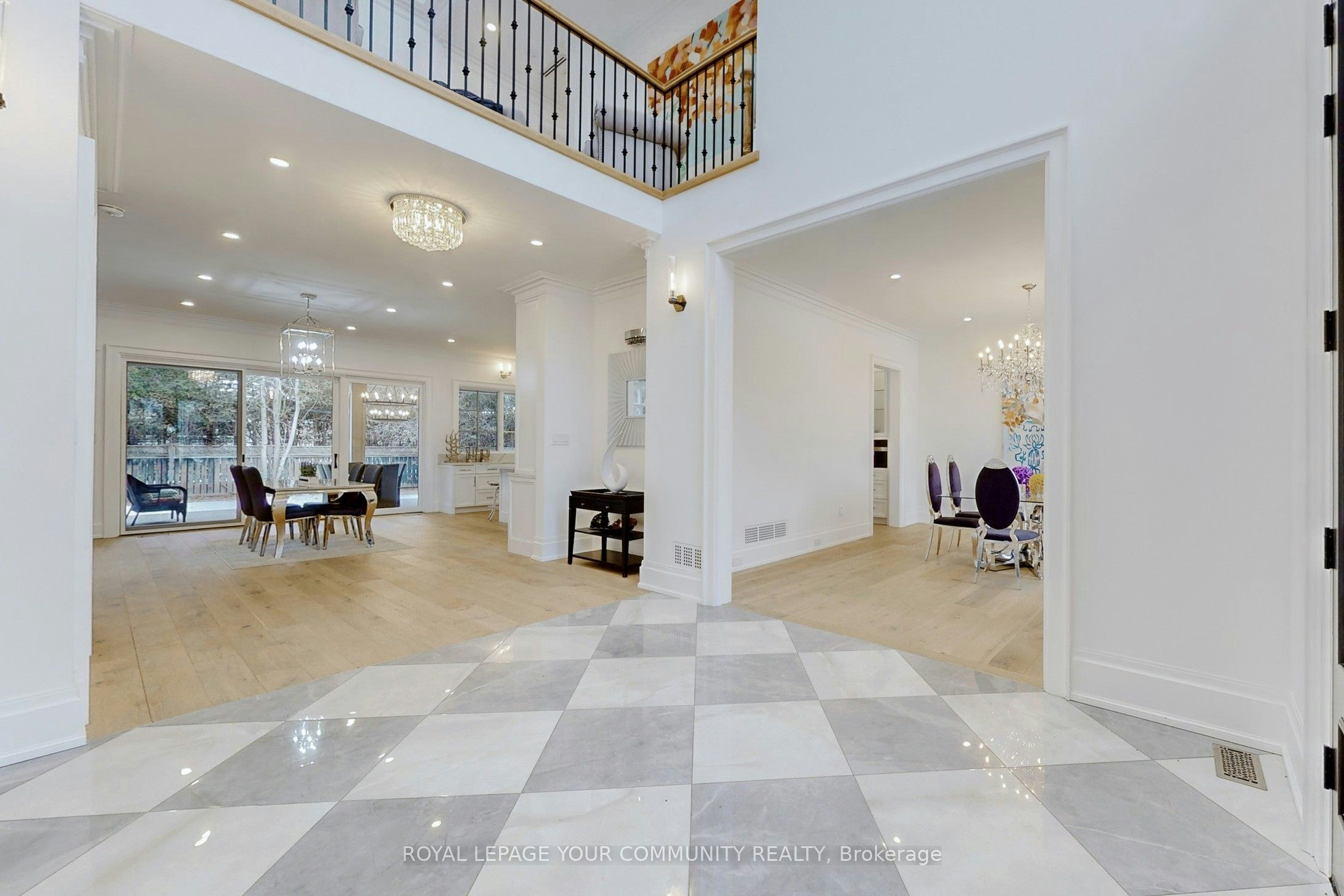1427 Lakeshore Road W, Oakville, ON, L6L 1G4 - 3