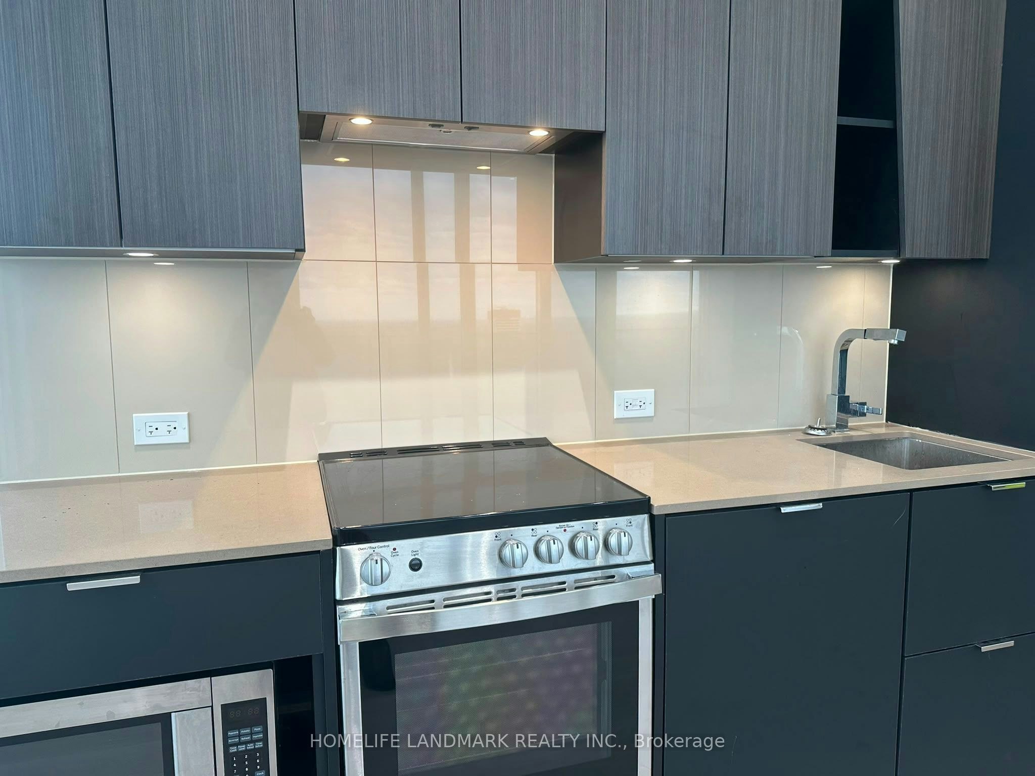 6005-3883 Quartz Road, Mississauga, ON, L5B 0M4 - 7
