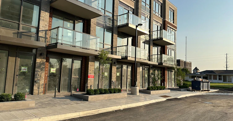 138-85 Attmar Drive, Brampton, ON, L6P 0Y6 - 4