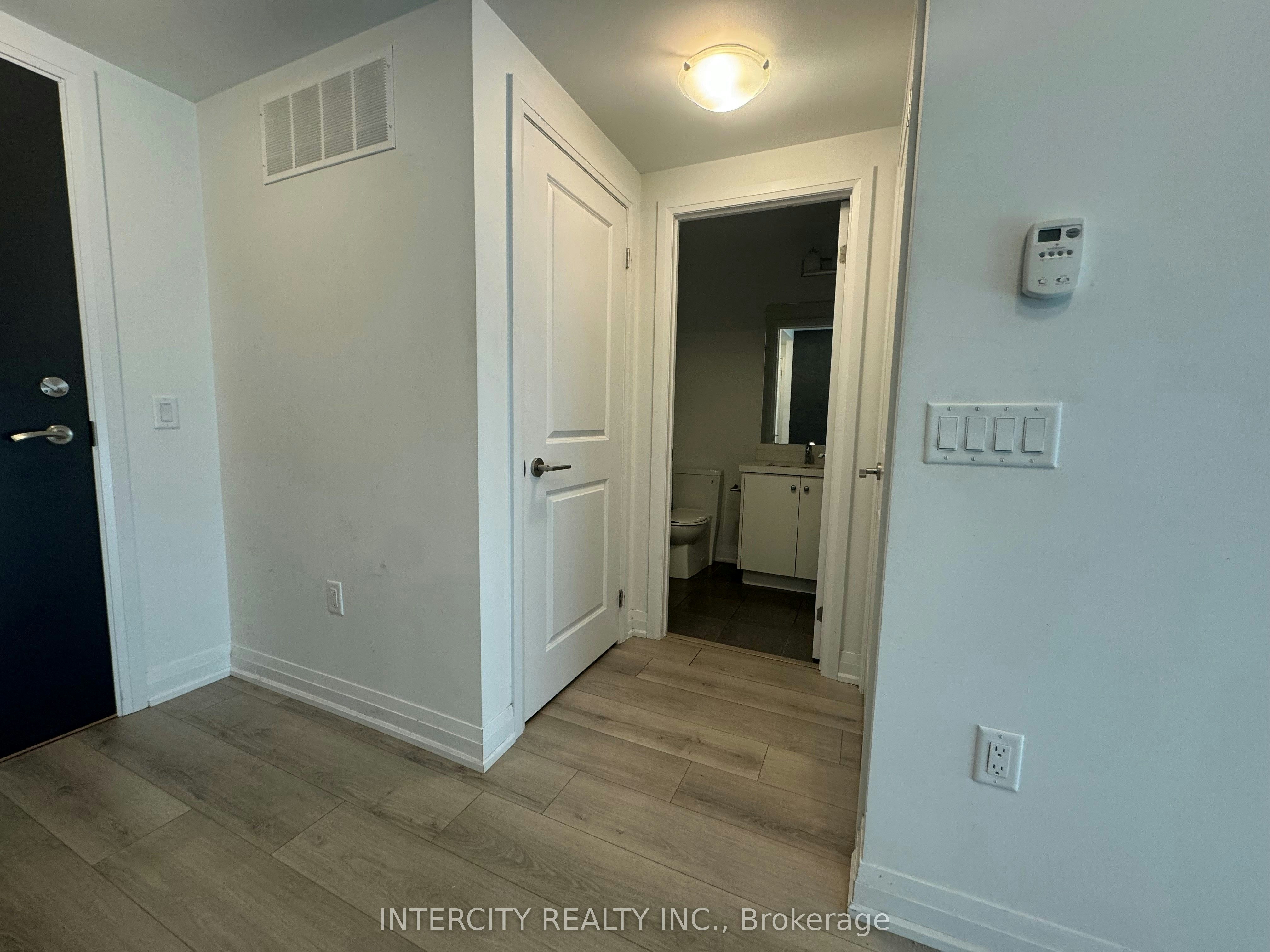 138-85 Attmar Drive, Brampton, ON, L6P 0Y6 - 8