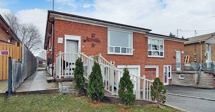 Main-107 Spenvalley Drive, Toronto, ON, M3L 1Z4 - 19
