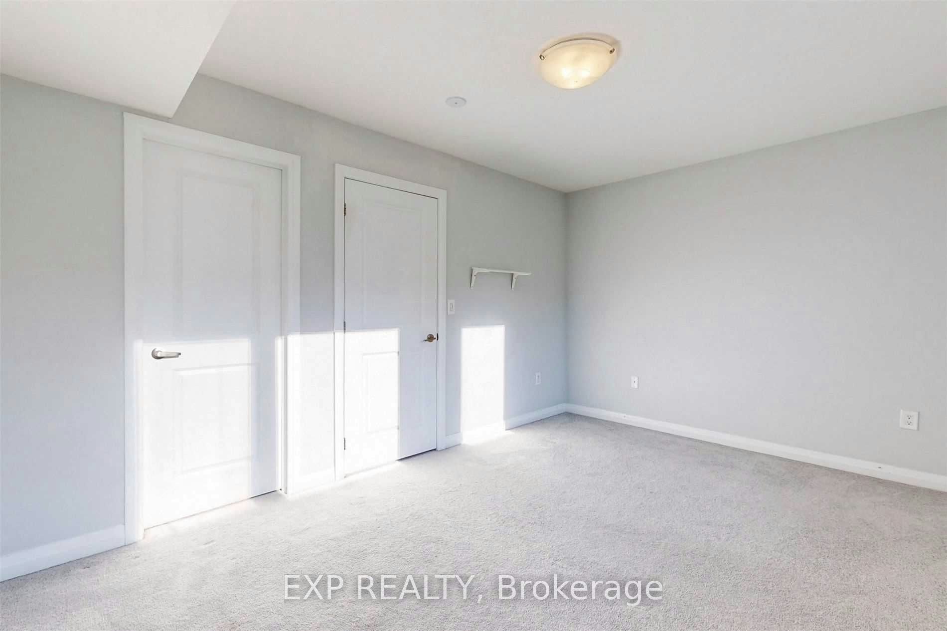 16 Caroline Carpenter Grove, Toronto, ON, M3K 0B1 - 10