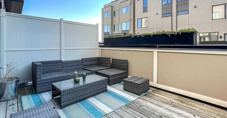 16 Caroline Carpenter Grove, Toronto, ON, M3K 0B1 - 39