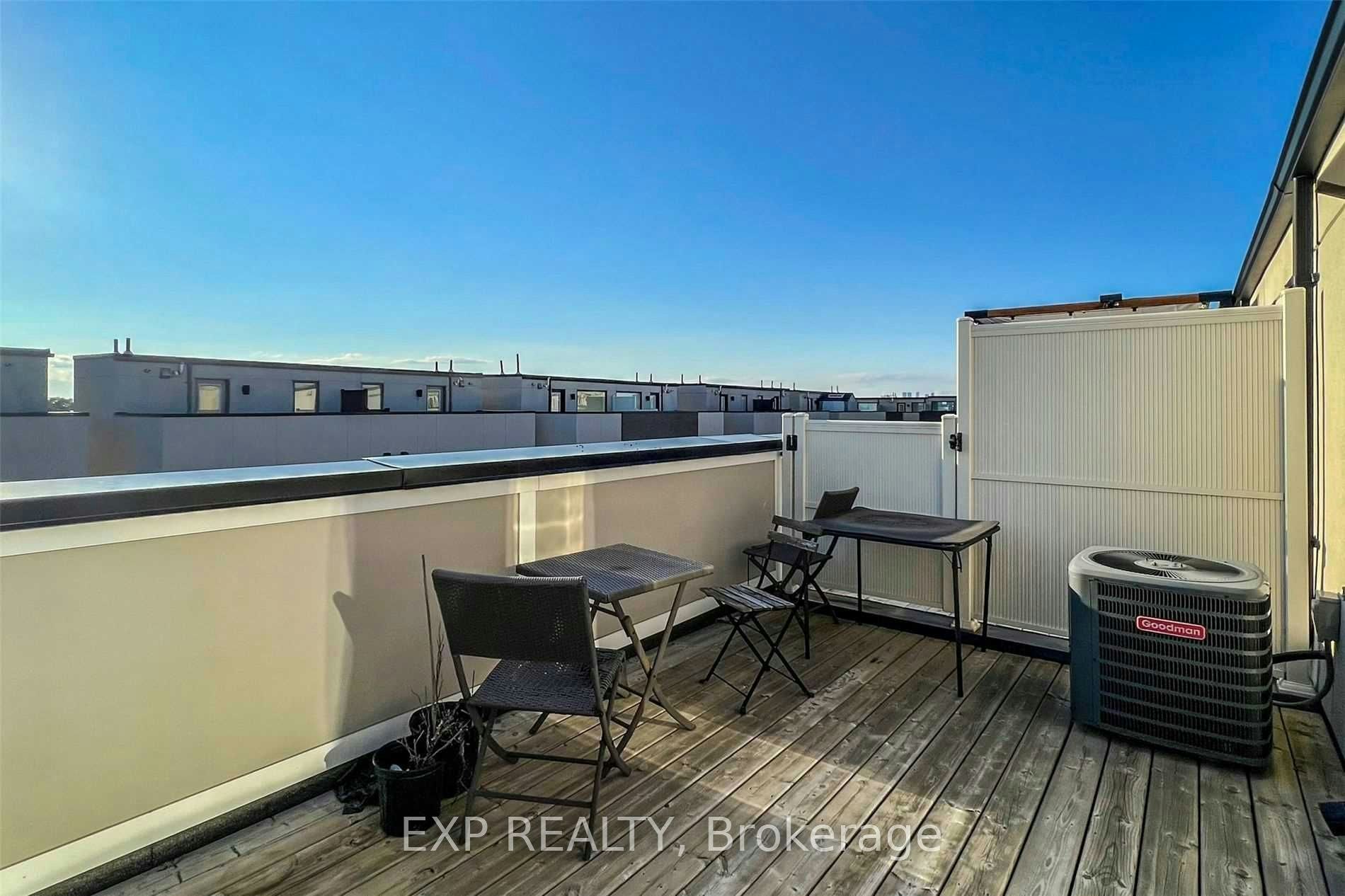16 Caroline Carpenter Grove, Toronto, ON, M3K 0B1 - 24