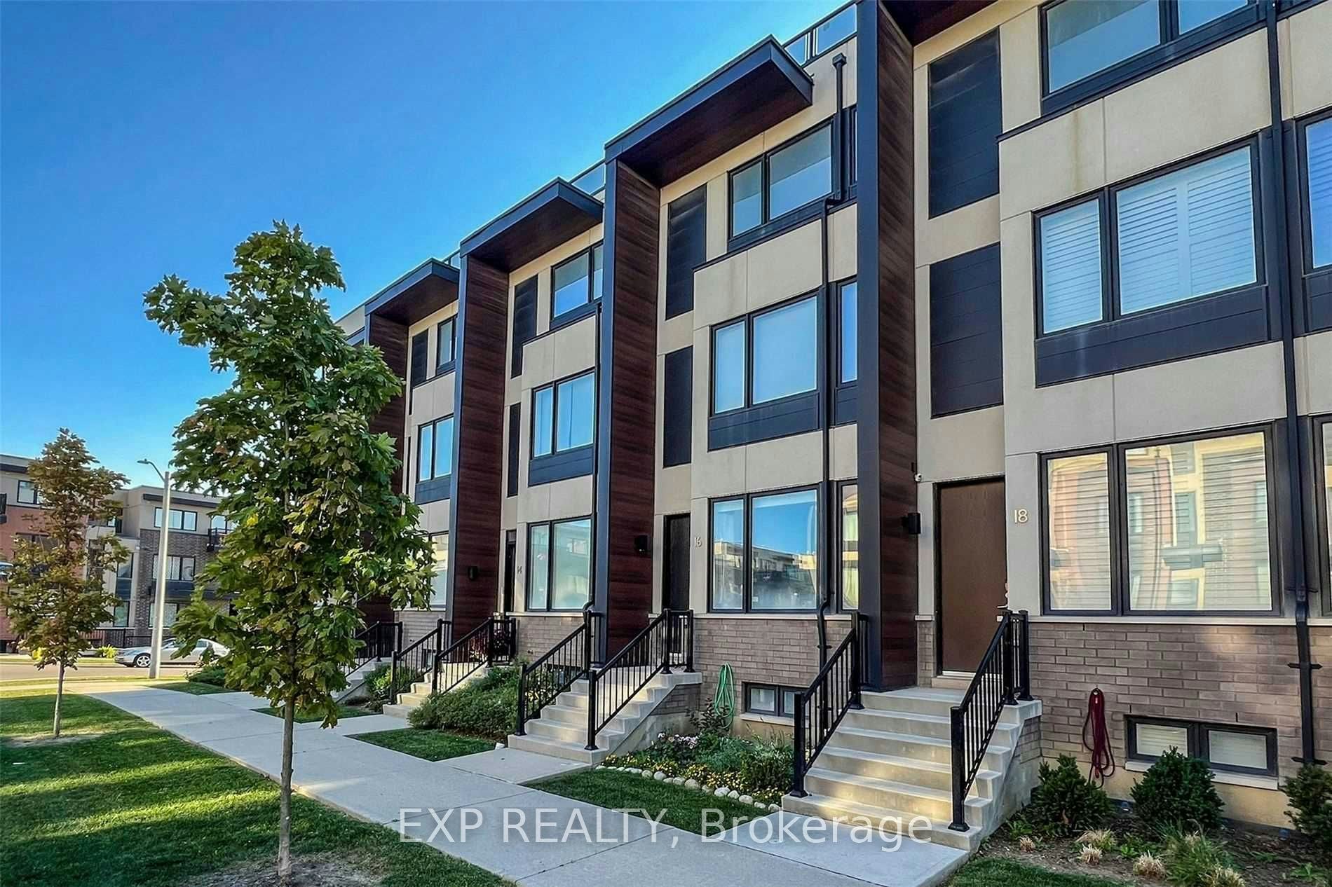 16 Caroline Carpenter Grove, Toronto, ON, M3K 0B1 - 4