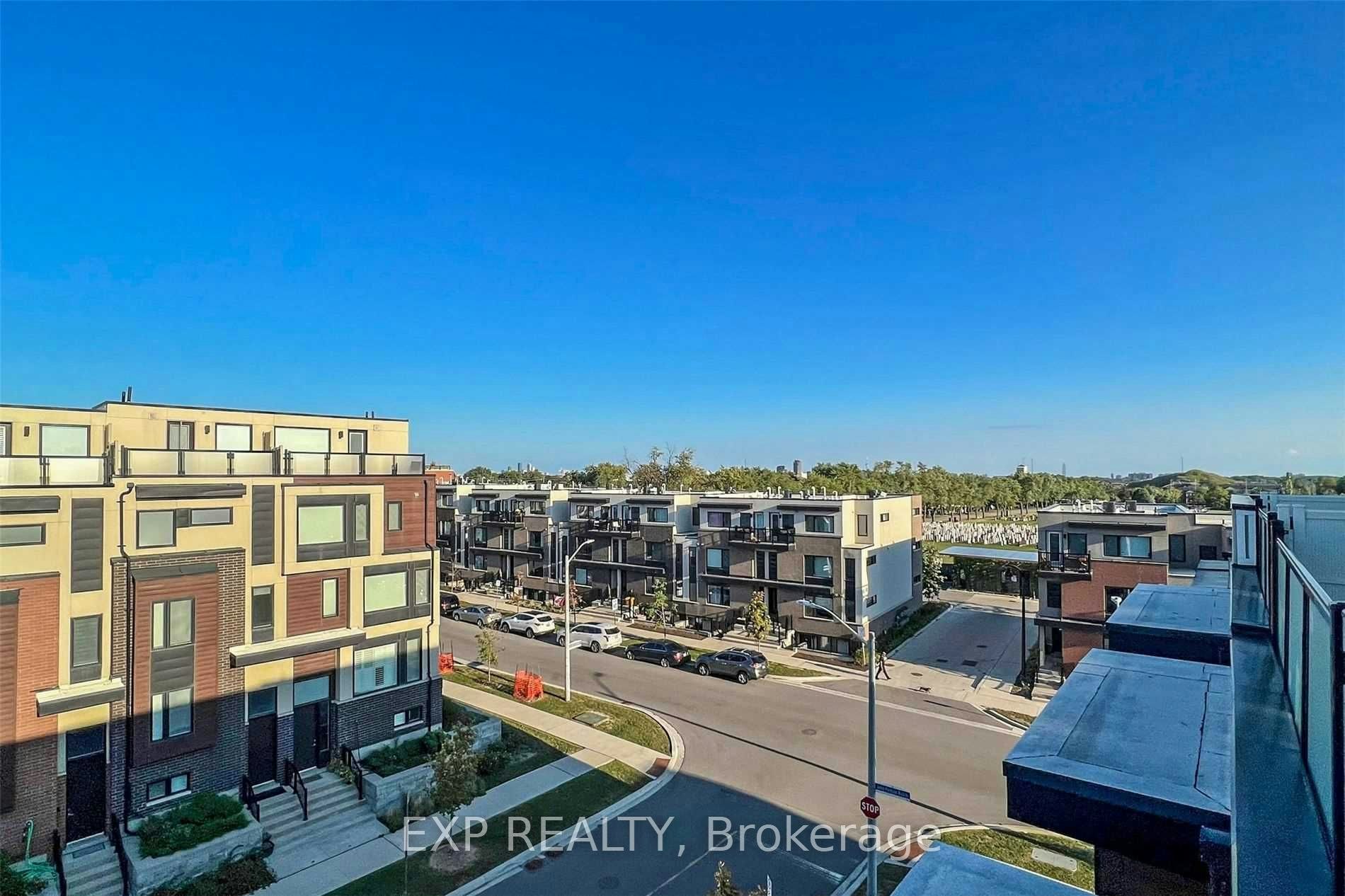 16 Caroline Carpenter Grove, Toronto, ON, M3K 0B1 - 29