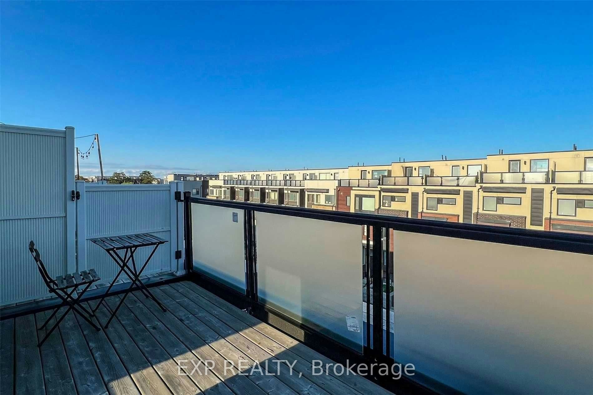 16 Caroline Carpenter Grove, Toronto, ON, M3K 0B1 - 32