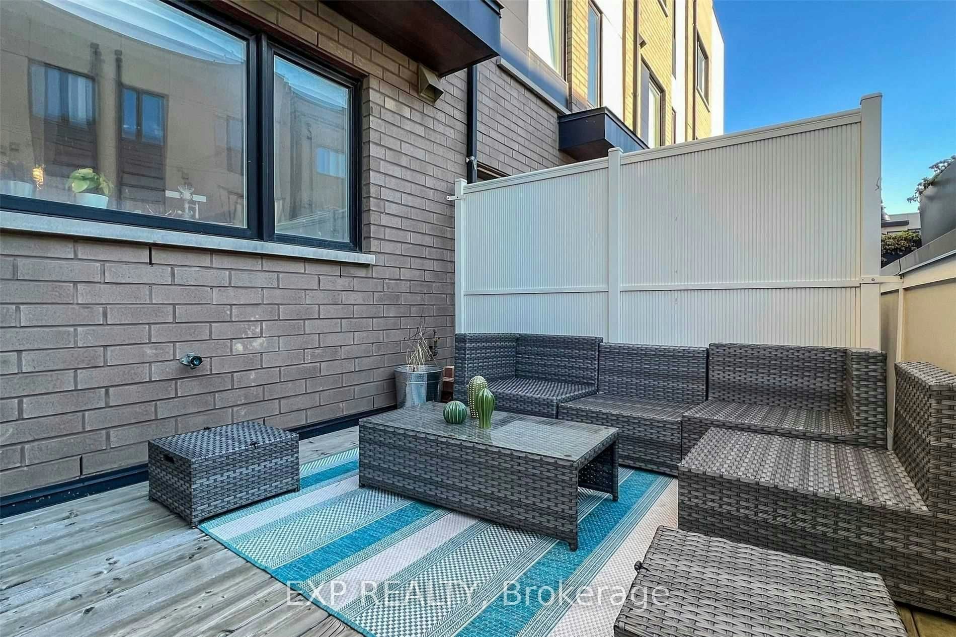 16 Caroline Carpenter Grove, Toronto, ON, M3K 0B1 - 37