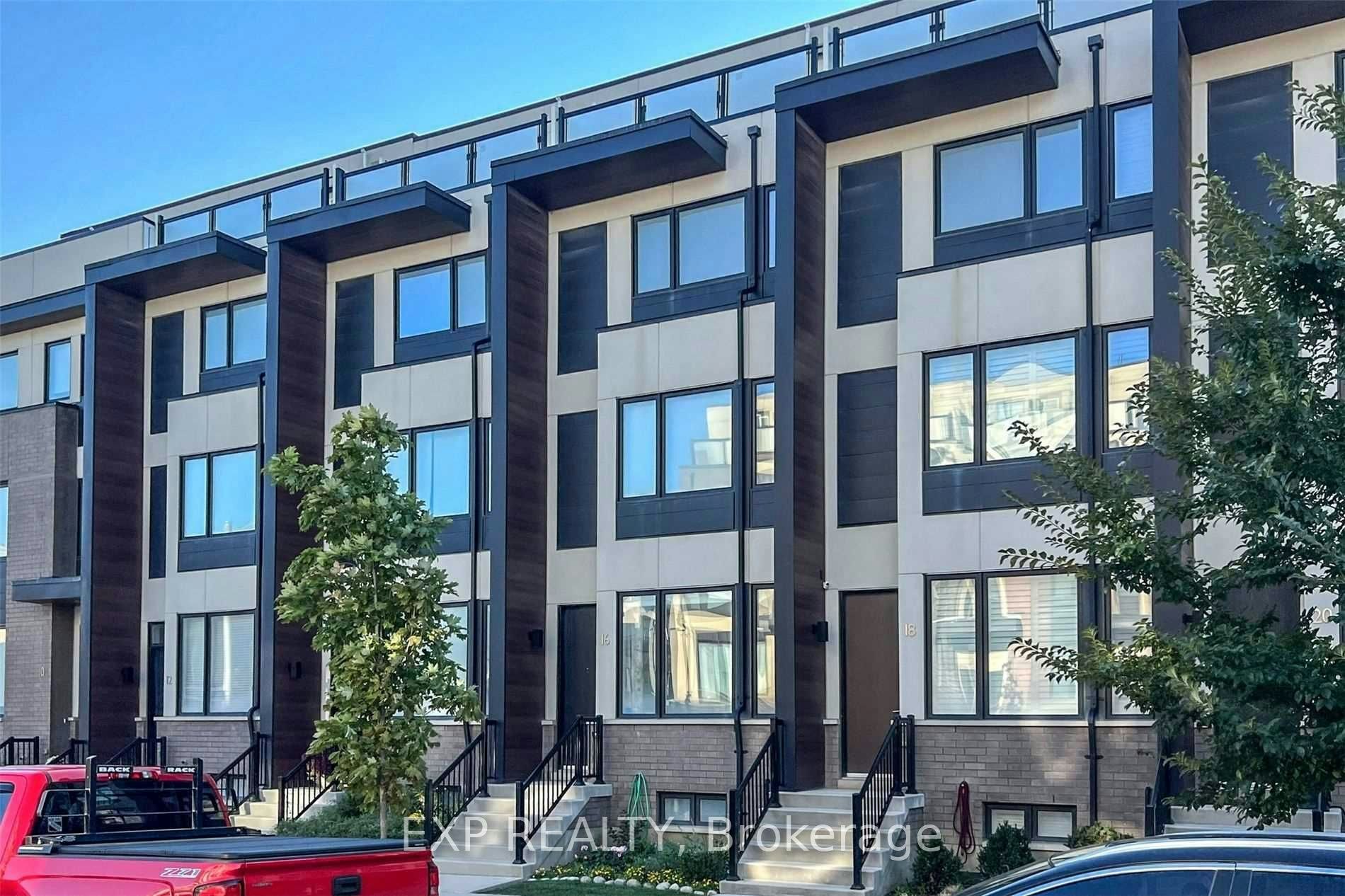 16 Caroline Carpenter Grove, Toronto, ON, M3K 0B1 - 2