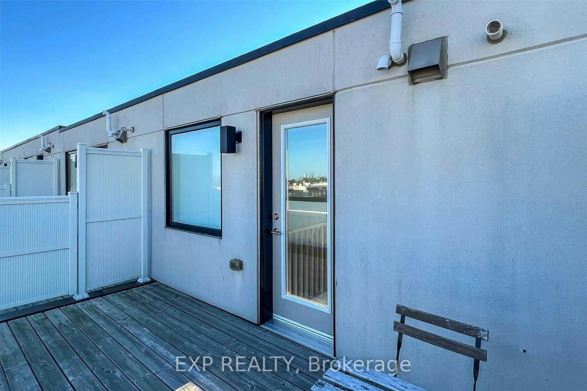 16 Caroline Carpenter Grove, Toronto, ON, M3K 0B1 - 33