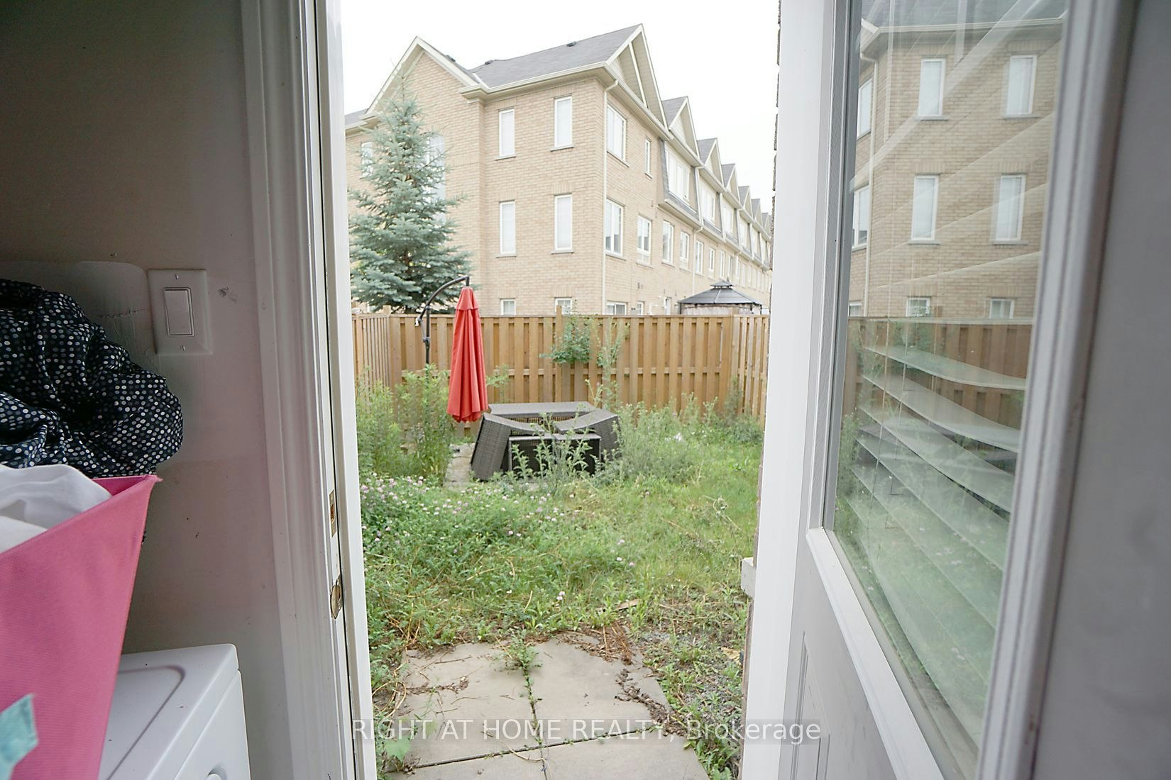 15 Magdalene Crescent, Brampton, ON, L6Z 0G9 - 8