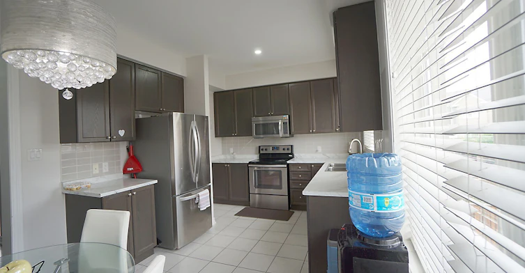 15 Magdalene Crescent, Brampton, ON, L6Z 0G9 - 13