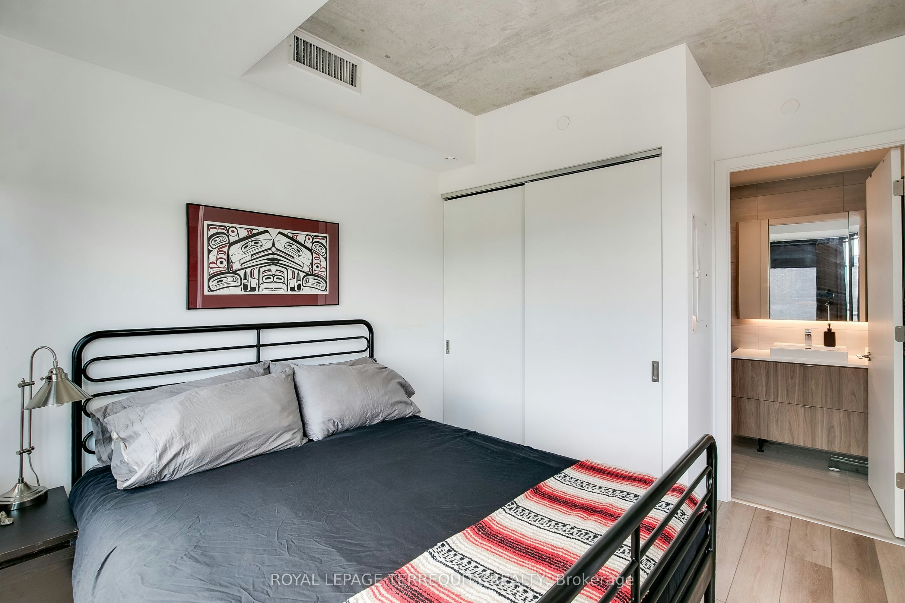 526-7 Smith Crescent, Toronto, ON, M8Z 0G3 - 13