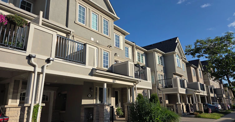 282 Jemima Drive E, Oakville, ON, L6M 0V6 - 2