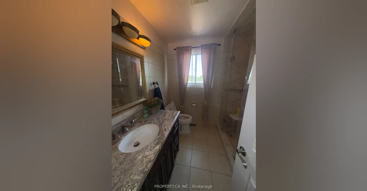 #Room 2-4099 Fieldgate Drive, Mississauga, ON, L4W 2C6 - 8