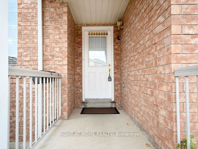 UPPER-33 Schooner Drive, Brampton, ON, L7A 3H3 - 2