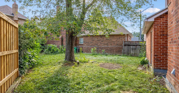 Main-6302 Tenth Line, Mississauga, ON, L5N 5T1 - 24