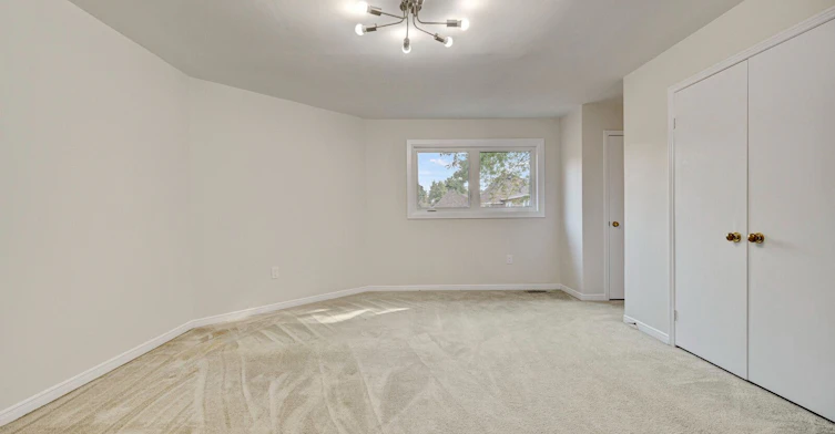 Main-6302 Tenth Line, Mississauga, ON, L5N 5T1 - 15