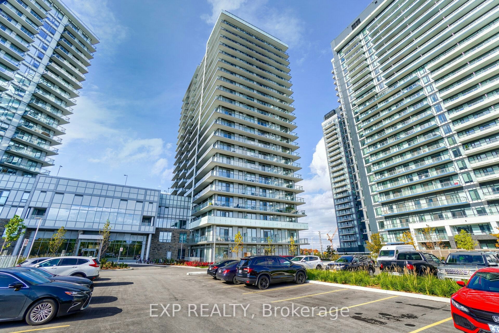 1707-4675 Metcalfe Avenue, Mississauga, ON, L5M 0Z7