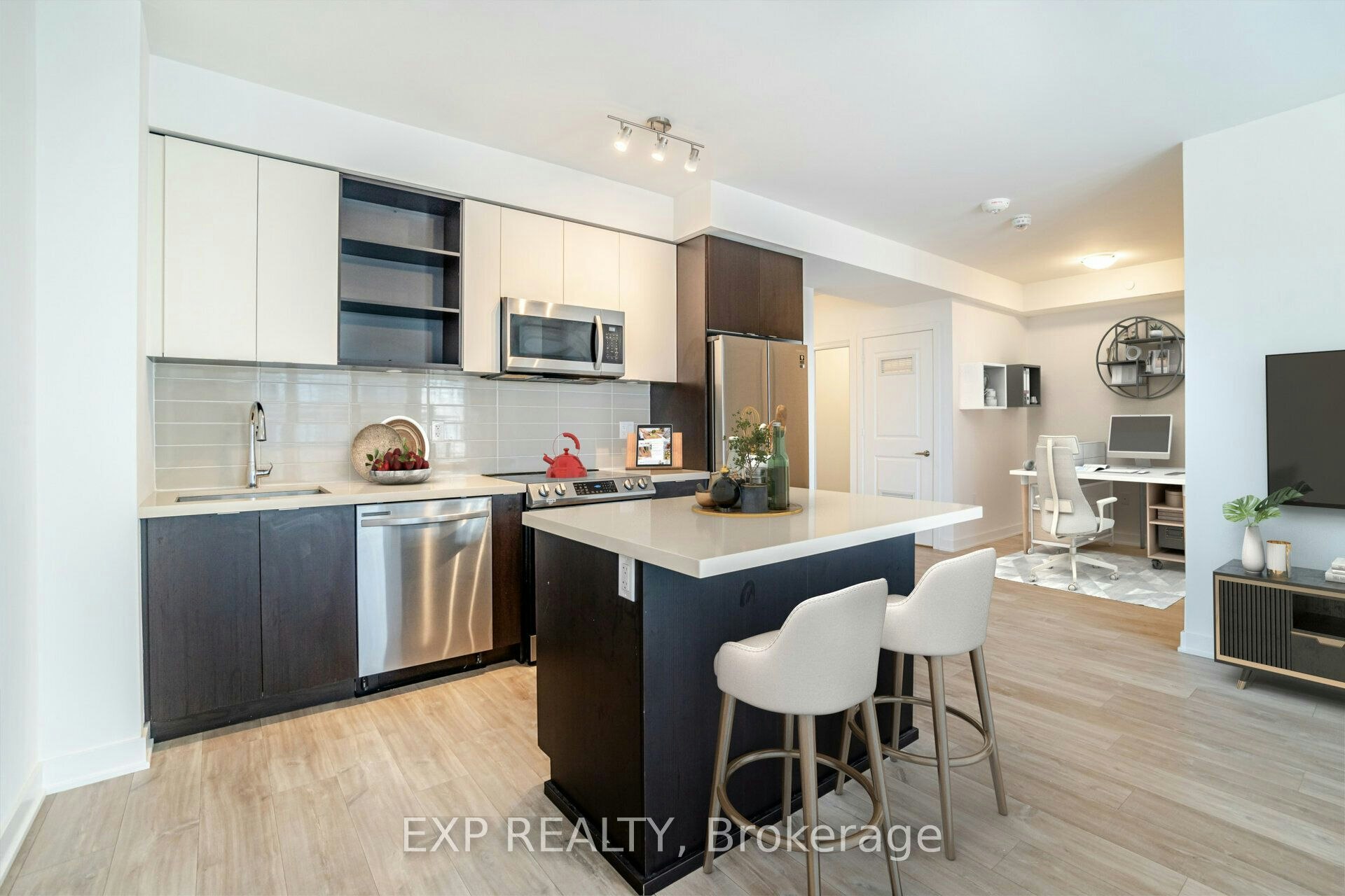1707-4675 Metcalfe Avenue, Mississauga, ON, L5M 0Z7